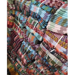 Toptan Sofra Bezi 140x140 Karisik Renkli Kareli Seri