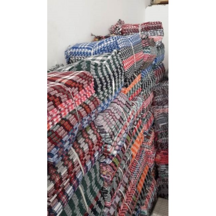 Sofra Bezi 150x150 Cok Renkli Kareli Koleksiyon