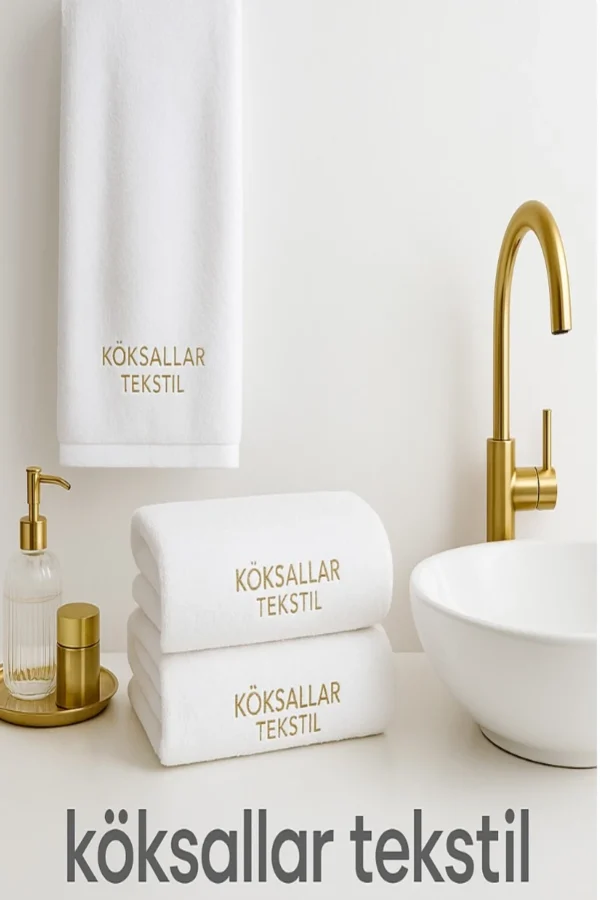 Köksallar Tekstil 70x140 cm beyaz otel havlusu – altın detaylı modern banyo tasarımı, %100 pamuk, lüks otel tekstil ürünü